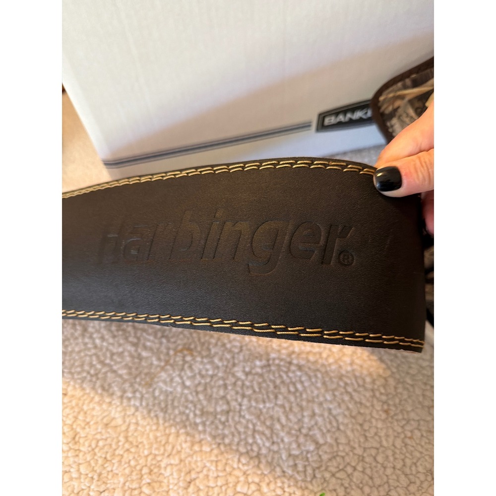 Harbinger Black Leather Padded Weightlifting Belt Large Double Prong Buckle 4"